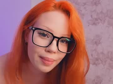 Julyjanice Chaturbate stream image from April 09, 2025