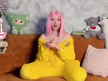 Kittymolly00 Chaturbate stream image from April 09, 2025