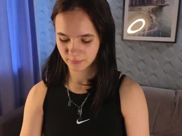 Ashleytunes Chaturbate stream image from April 09, 2025