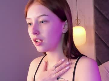 Thethea_ Chaturbate stream image from April 09, 2025