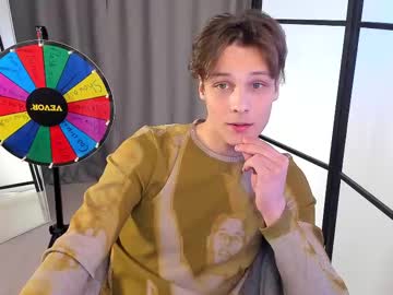 Lilteddyboy Chaturbate stream image from April 09, 2025