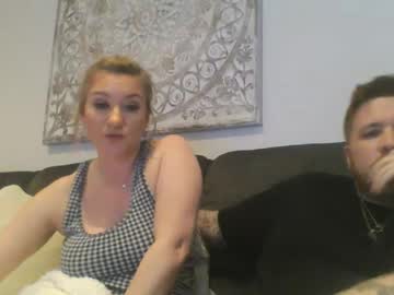 Fairyandbear Chaturbate stream image from April 09, 2025
