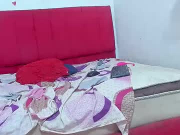 Lunaynick Chaturbate stream image from April 09, 2025