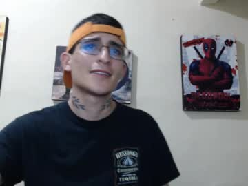 Sam_Wades Chaturbate stream image from April 09, 2025