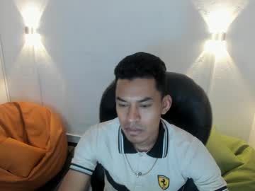 Aaroon_Wills Chaturbate stream image from April 09, 2025