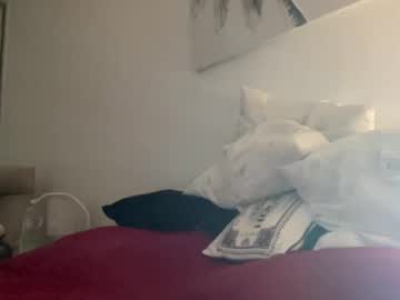 Couplegay77860 Chaturbate stream image from April 09, 2025