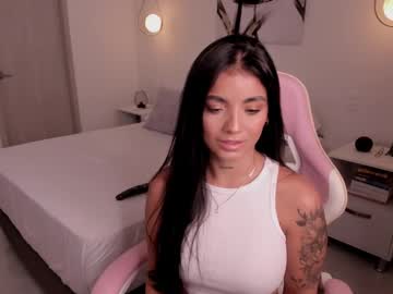 Laira_Scott Chaturbate stream image from April 09, 2025