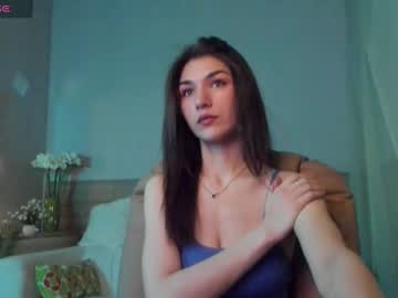 Monica_Vi Chaturbate stream image from April 09, 2025
