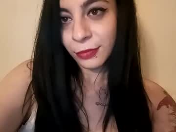 Mya333k Chaturbate stream image from April 10, 2025