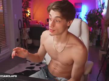Chrislockwood Chaturbate stream image from April 10, 2025