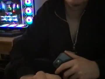 Halunke94 Chaturbate stream image from April 10, 2025