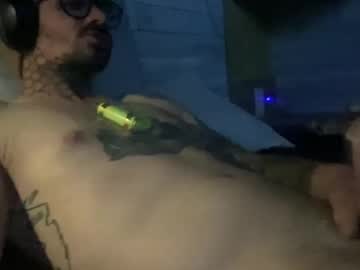 Lilw420 Chaturbate stream image from April 10, 2025