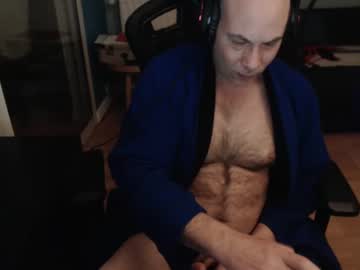 Hairyman54 Chaturbate stream image from April 10, 2025