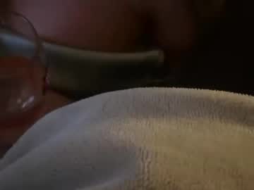 Benncrowther982635 Chaturbate stream image from April 10, 2025