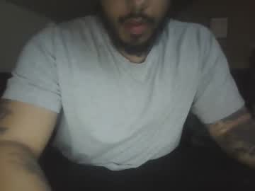 Donnydoggo Chaturbate stream image from April 10, 2025