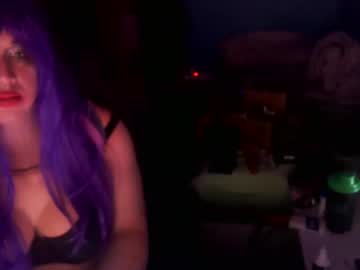 Lunaxxxx97 Chaturbate stream image from April 10, 2025