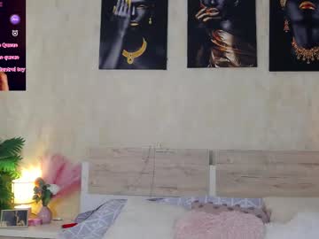 Parisshiltonxx Chaturbate stream image from April 10, 2025