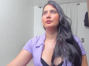 Shanon_Vv Chaturbate stream image from April 10, 2025
