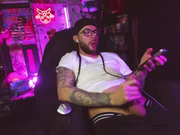 Beastbxy Chaturbate stream image from April 10, 2025