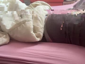 Ben64600 Chaturbate stream image from April 10, 2025