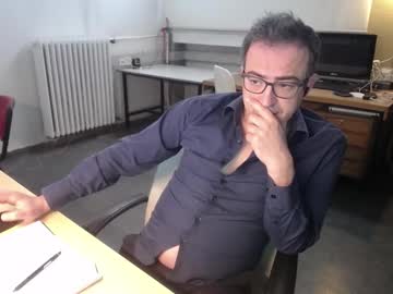 Ironchrome Chaturbate stream image from April 10, 2025