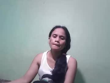 Sexymommypinay41 Chaturbate stream image from April 10, 2025