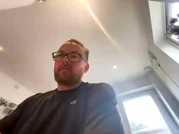 Sharksboy16 Chaturbate stream image from April 10, 2025