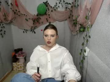Naughty_Mia_S Chaturbate stream image from April 10, 2025