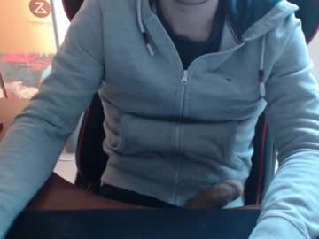 Sjerry007 Chaturbate stream image from April 10, 2025