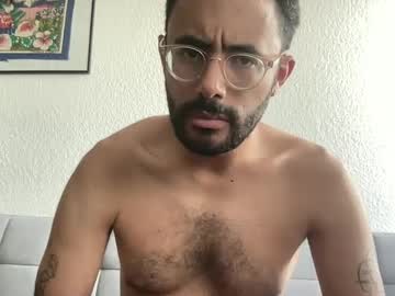 Swordswallower511171 Chaturbate stream image from April 10, 2025