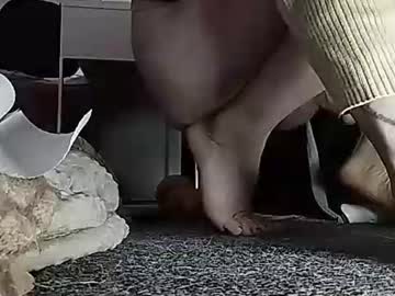 Lizroberts Chaturbate stream image from April 10, 2025