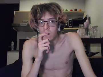Lovesomecookies Chaturbate stream image from April 10, 2025