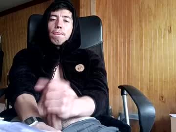 Stevenbrookless Chaturbate stream image from April 10, 2025