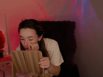Riley_June Chaturbate stream image from April 10, 2025