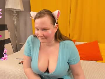 Emilyfiels Chaturbate stream image from April 10, 2025