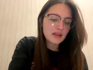 Irisss31 Chaturbate stream image from April 10, 2025