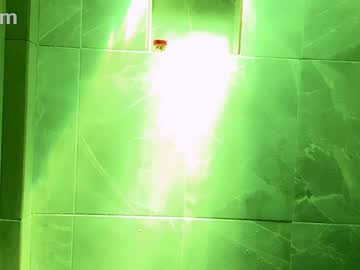 Jeunyxxx Chaturbate stream image from April 10, 2025
