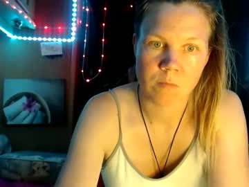 Mariadasfontes Chaturbate stream image from April 10, 2025