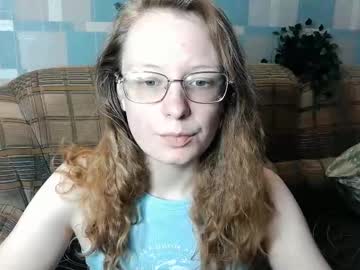 Crampuu Chaturbate stream image from April 10, 2025