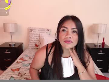 Cristina_Hanze Chaturbate stream image from April 10, 2025