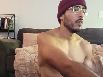 Latinomixedbbc Chaturbate stream image from April 10, 2025