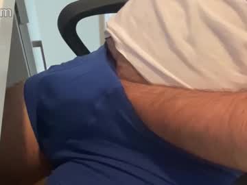 _Cosmo_Kramer Chaturbate stream image from April 10, 2025