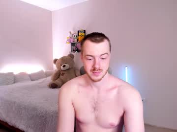 Toohornyserj Chaturbate stream image from April 10, 2025