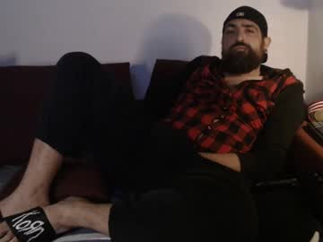 Adilettenboy Chaturbate stream image from April 10, 2025