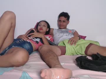 Colombians_Couple_24 Chaturbate stream image from April 10, 2025