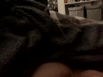 Ronniebolarge Chaturbate stream image from April 10, 2025