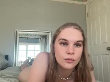 Luvvalex Chaturbate stream image from April 11, 2025