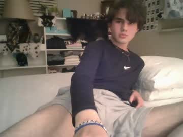 Pierre0180 Chaturbate stream image from April 11, 2025