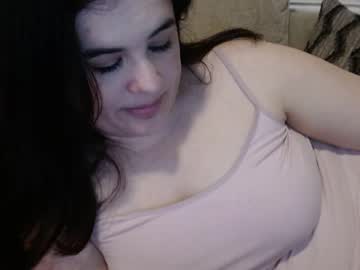 Hewlyeabebe Chaturbate stream image from April 11, 2025