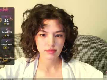 Hivivi Chaturbate stream image from April 11, 2025